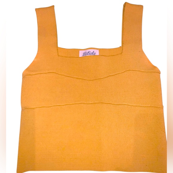 Listicle Sweaters - 3/$15 LISTICLE🌹 GOLD SLEEVELESS BANDAGE SWEATER. GREAT CONDITION!